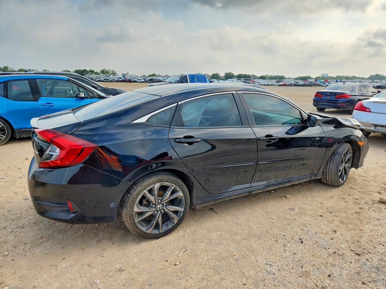 2019 Honda Civic Sport - Image 3