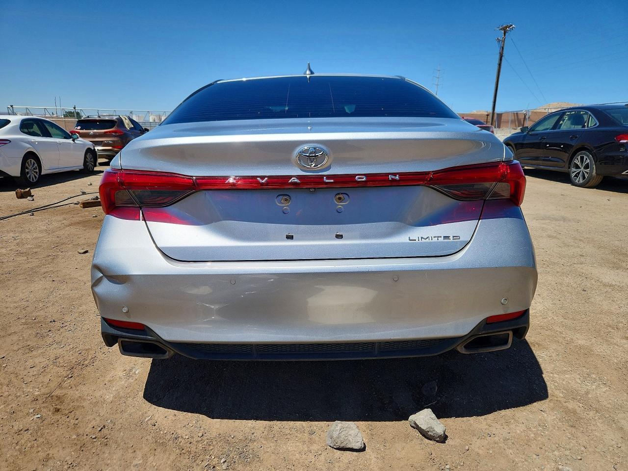 2019 Toyota Avalon Limited - Фото 6