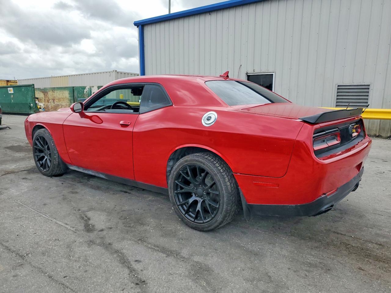 2015 Dodge Challenger Sxt Plus - Image 2