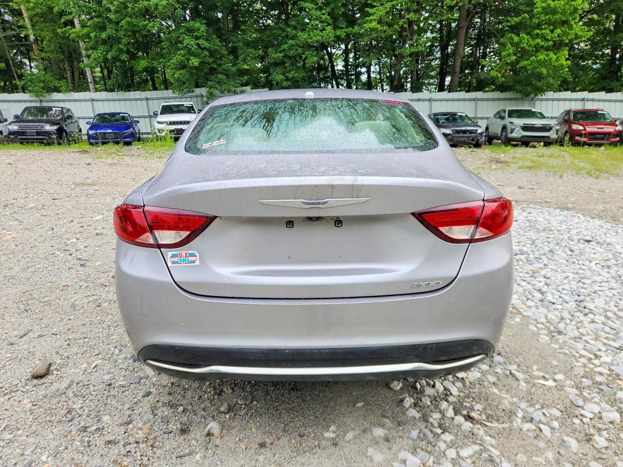 2016 Chrysler 200 Limited - Image 6