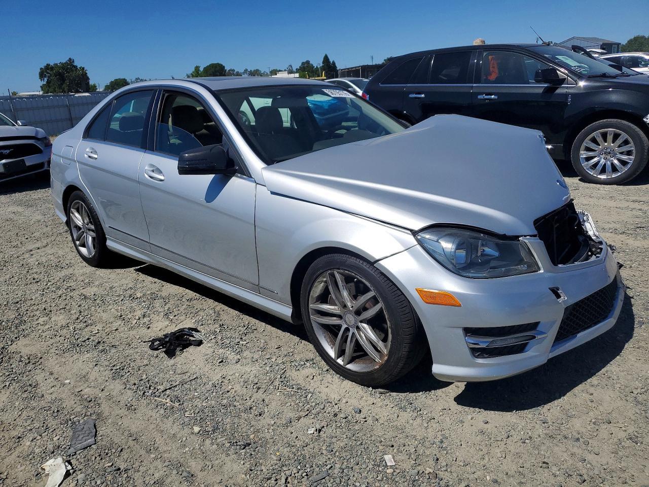 2014 Mercedes-Benz C 250 - Фото 4