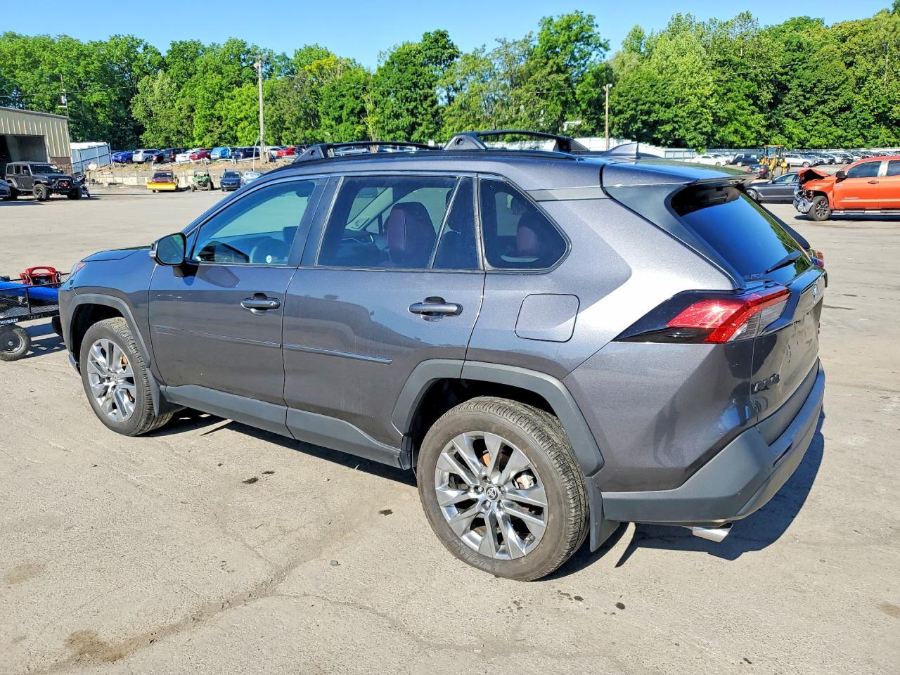 2024 Toyota Rav4 Xle Premium - Фото 2