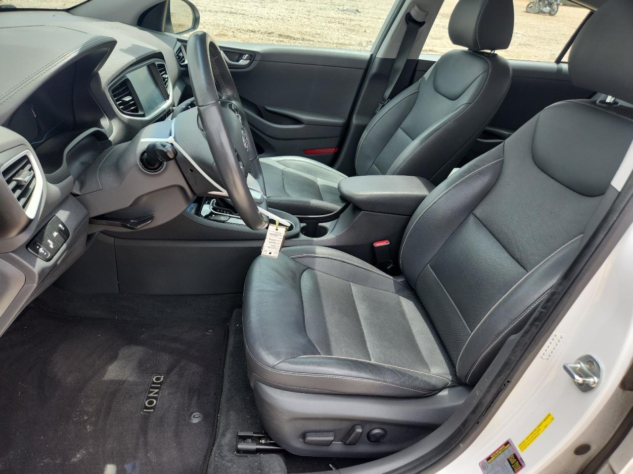 2017 Hyundai Ioniq Limited - Image 7