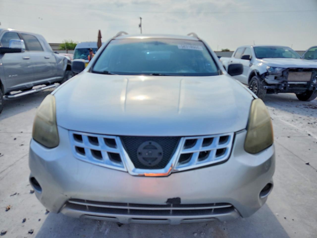 2015 Nissan Rogue Select S - Image 5