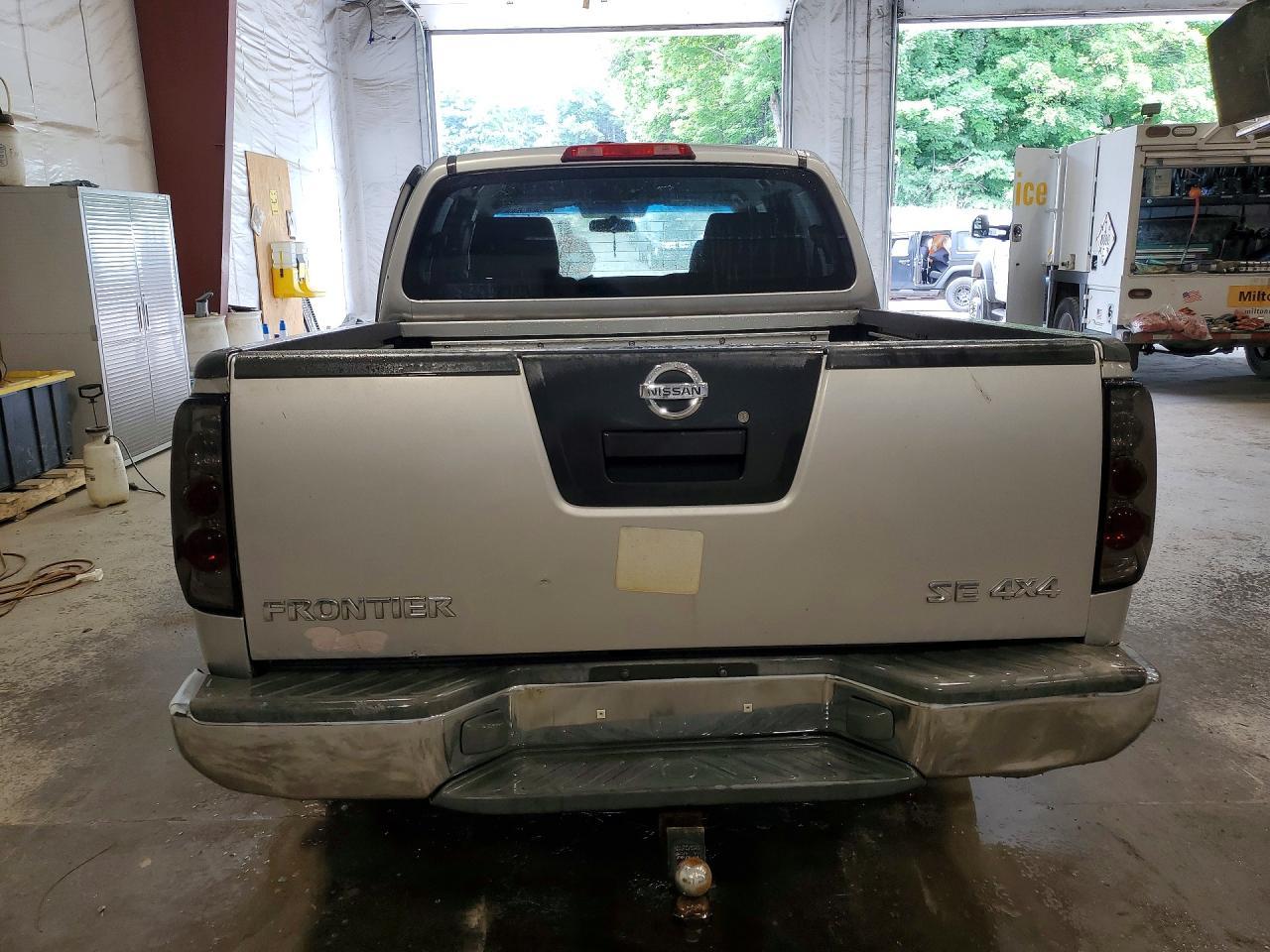 2006 Nissan Frontier Se - Фото 6
