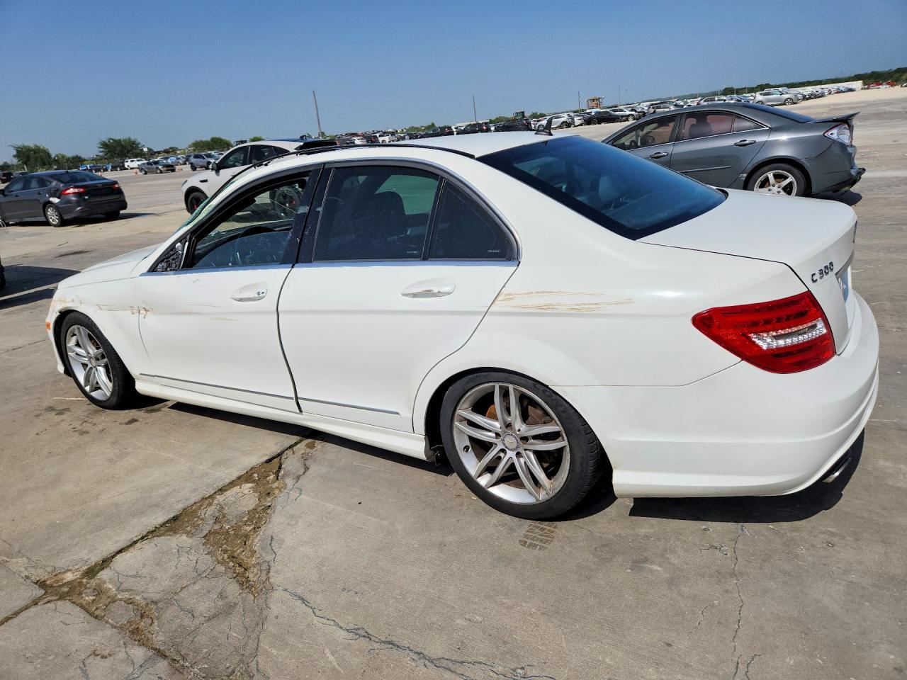2013 Mercedes-Benz C 300 4Matic - Фото 2