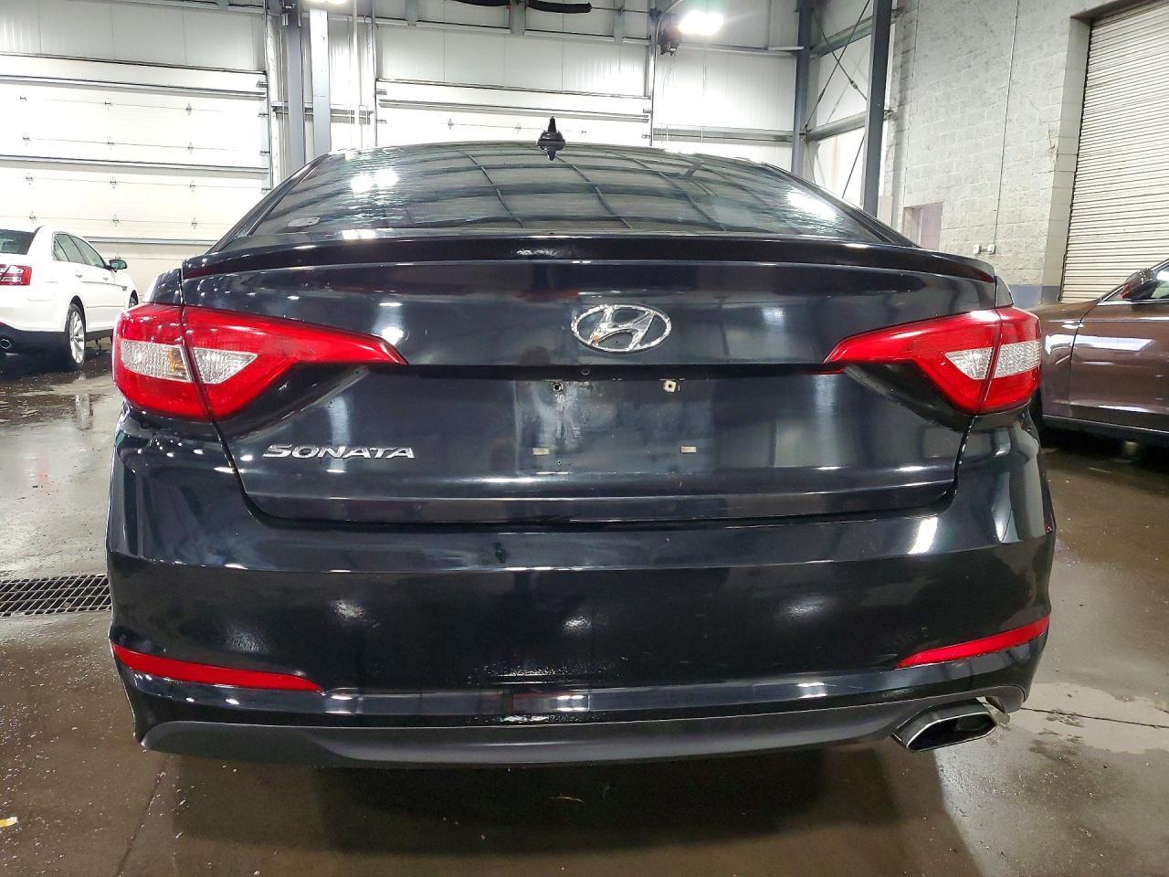 2016 Hyundai Sonata Se - Image 6