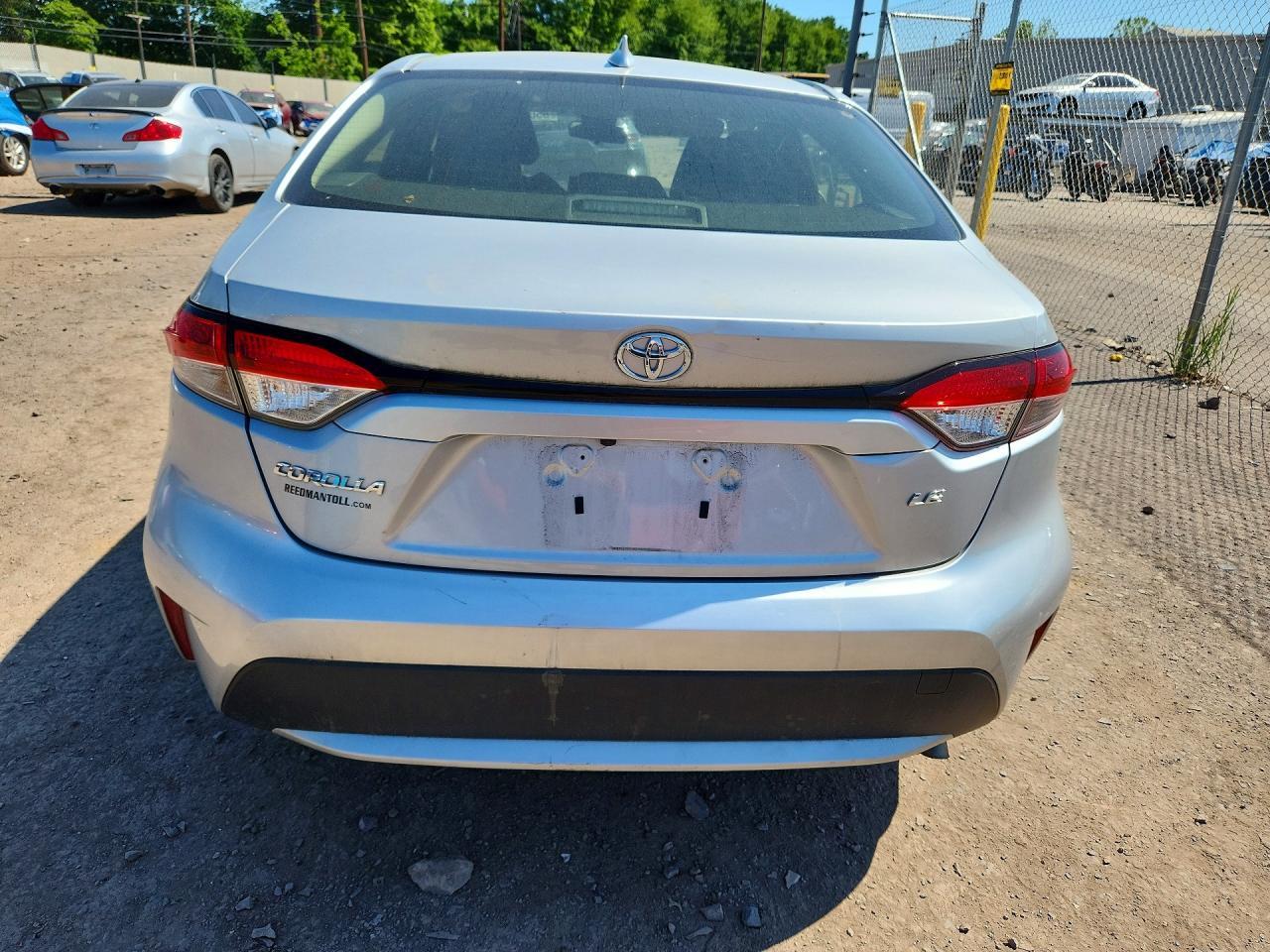 2021 Toyota Corolla Le - Image 6
