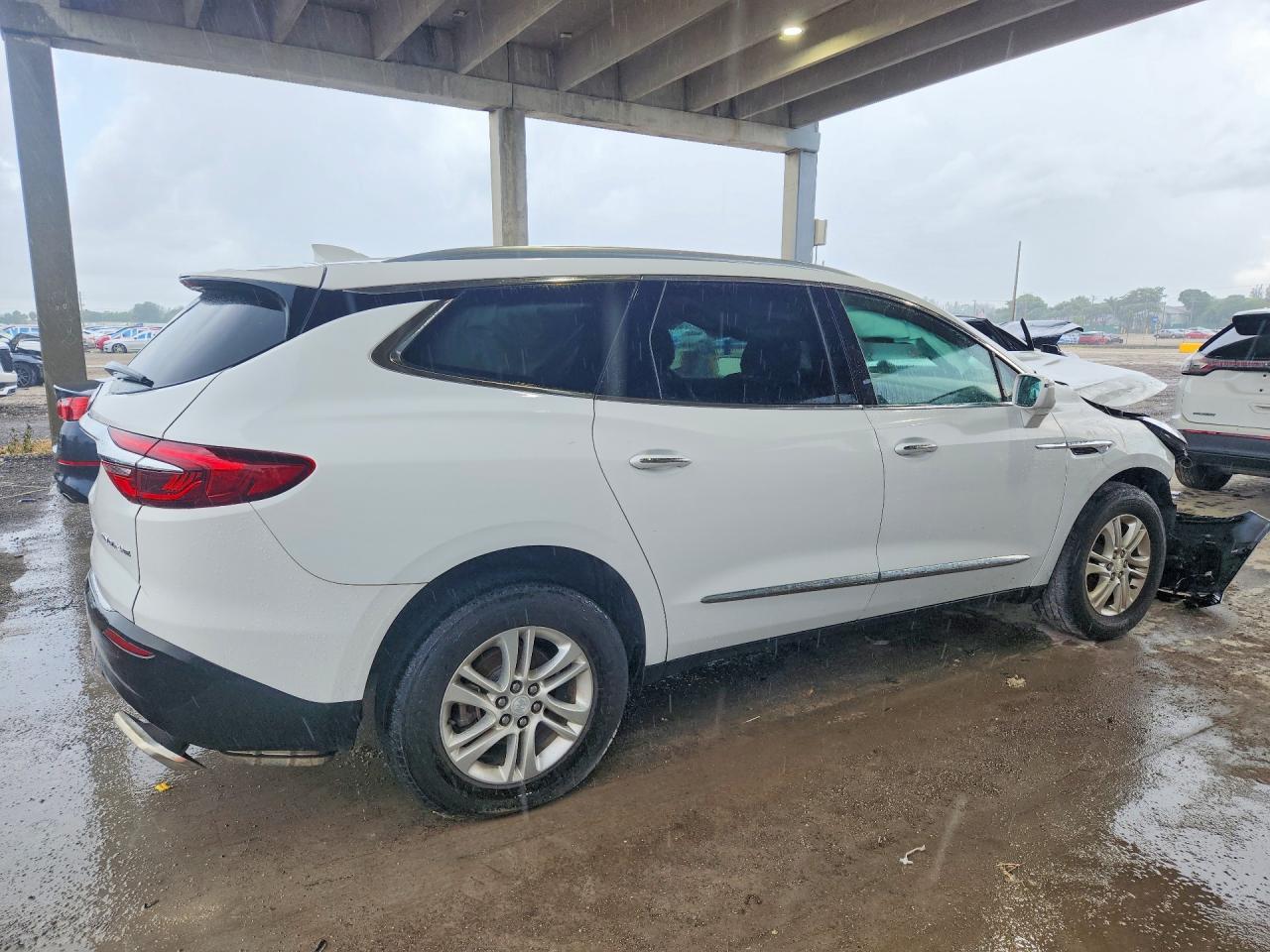 2018 Buick Enclave Essence - Фото 3