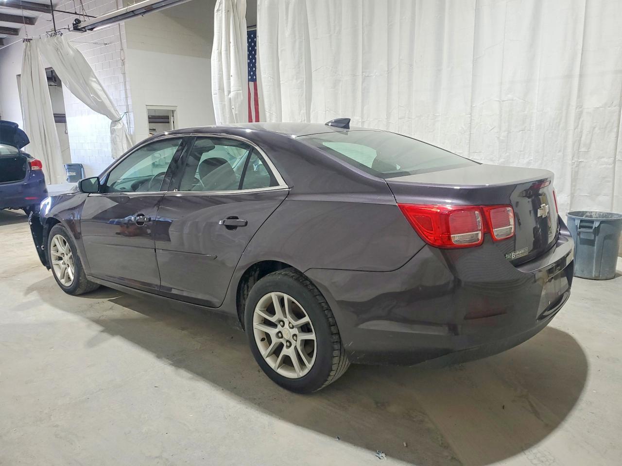 2015 Chevrolet Malibu 1Lt - Image 2