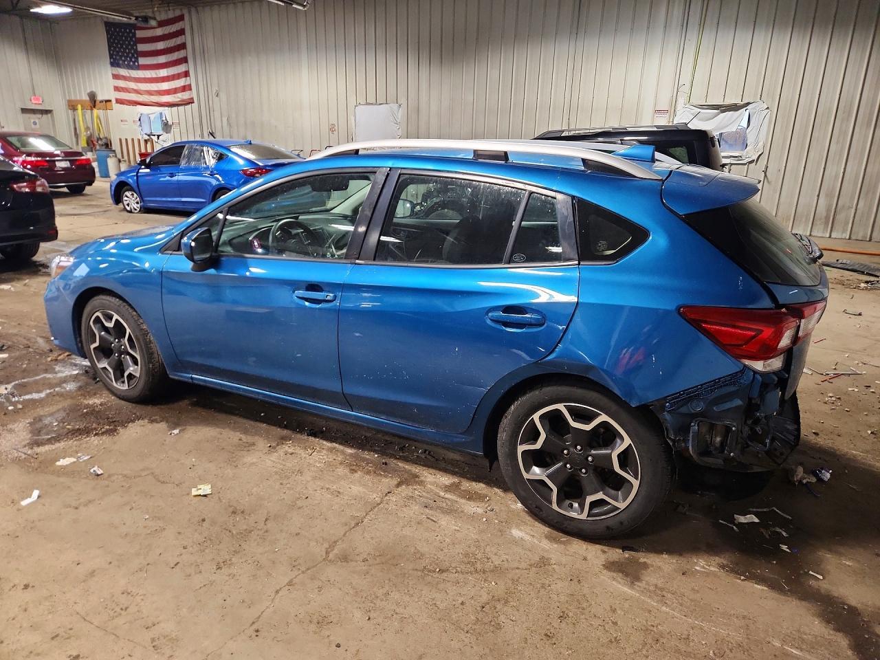 2017 Subaru Impreza Premium Plus - Фото 2