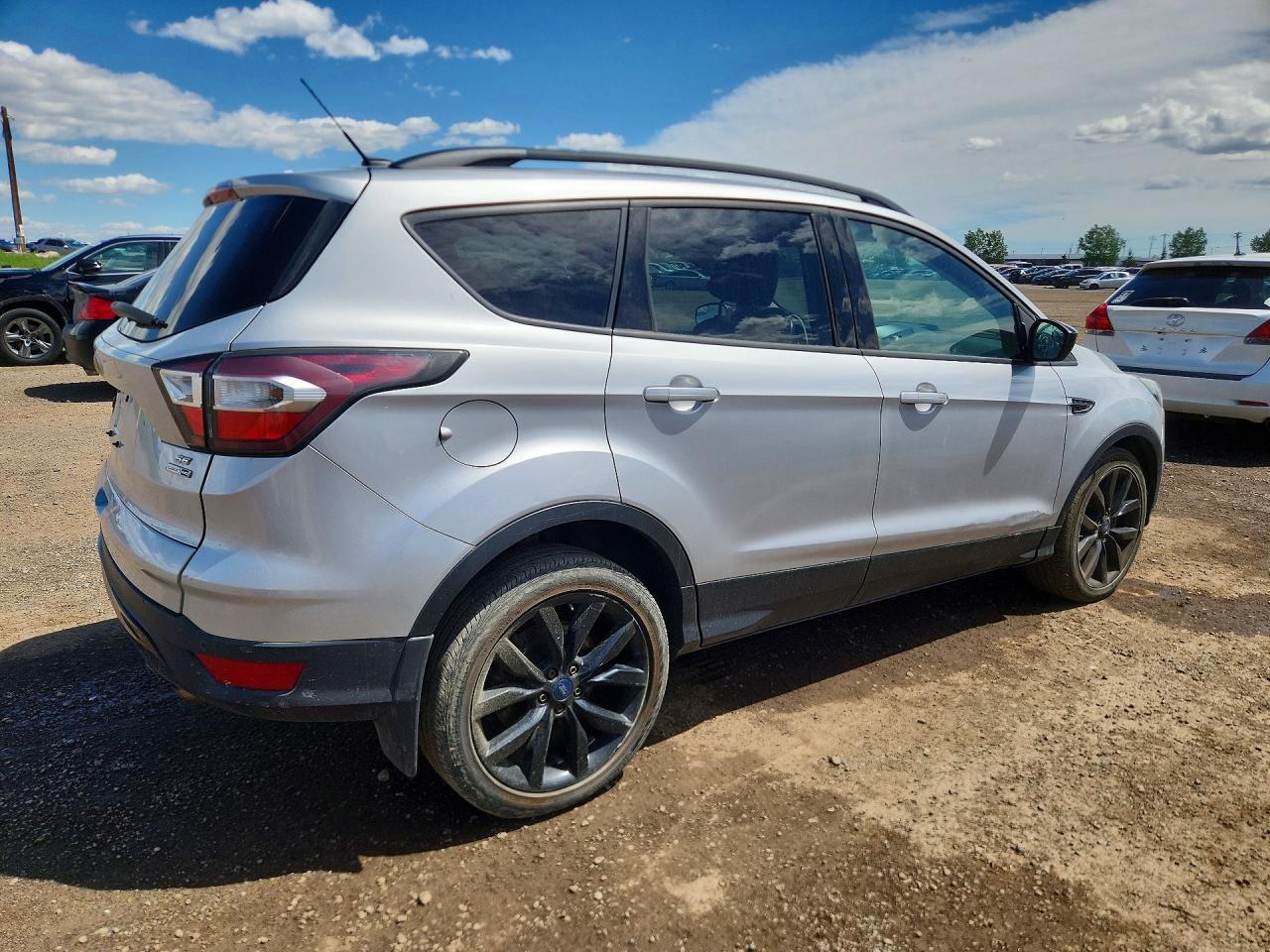 2017 Ford Escape Se - Фото 3