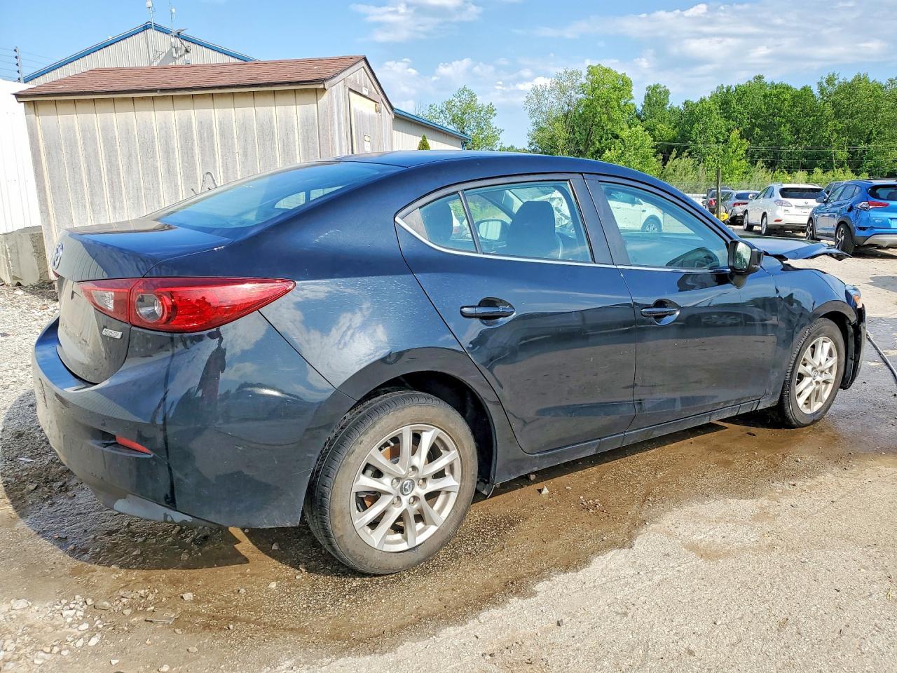 2017 Mazda 3 Sport - Image 3