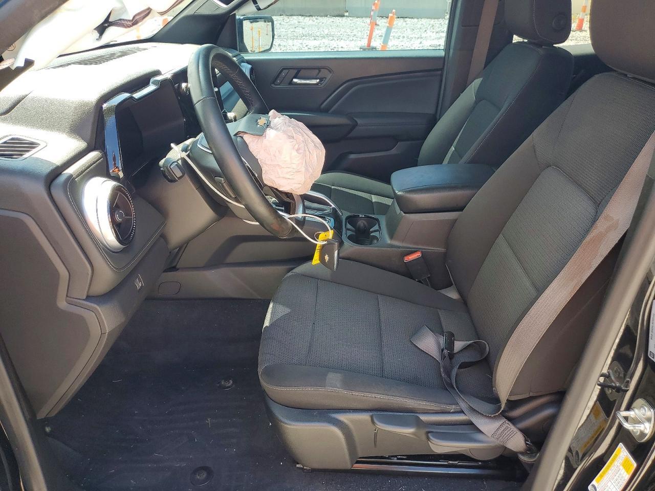 2024 Chevrolet Colorado Lt - Image 7
