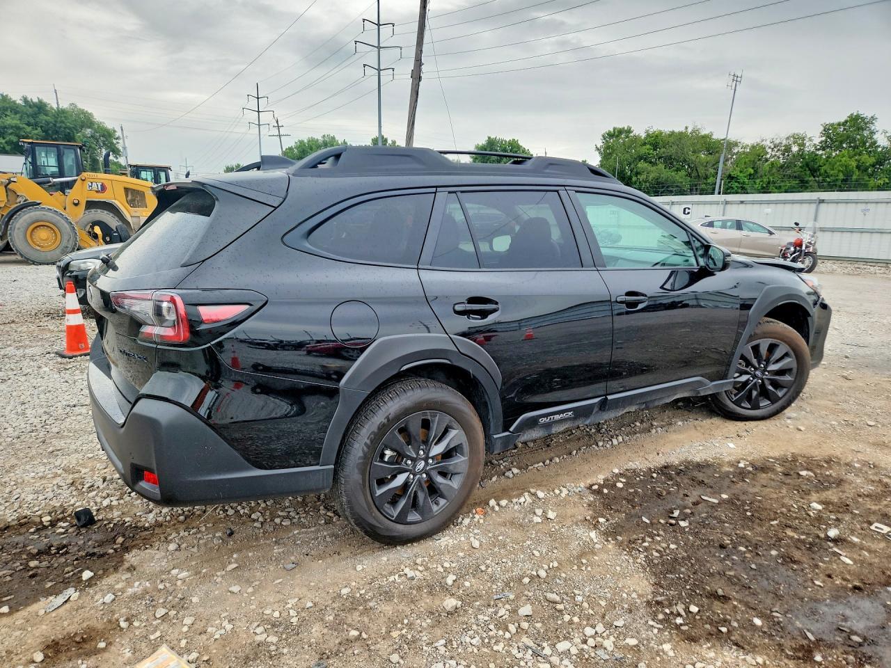 2025 Subaru Outback Onyx Edition - Фото 3