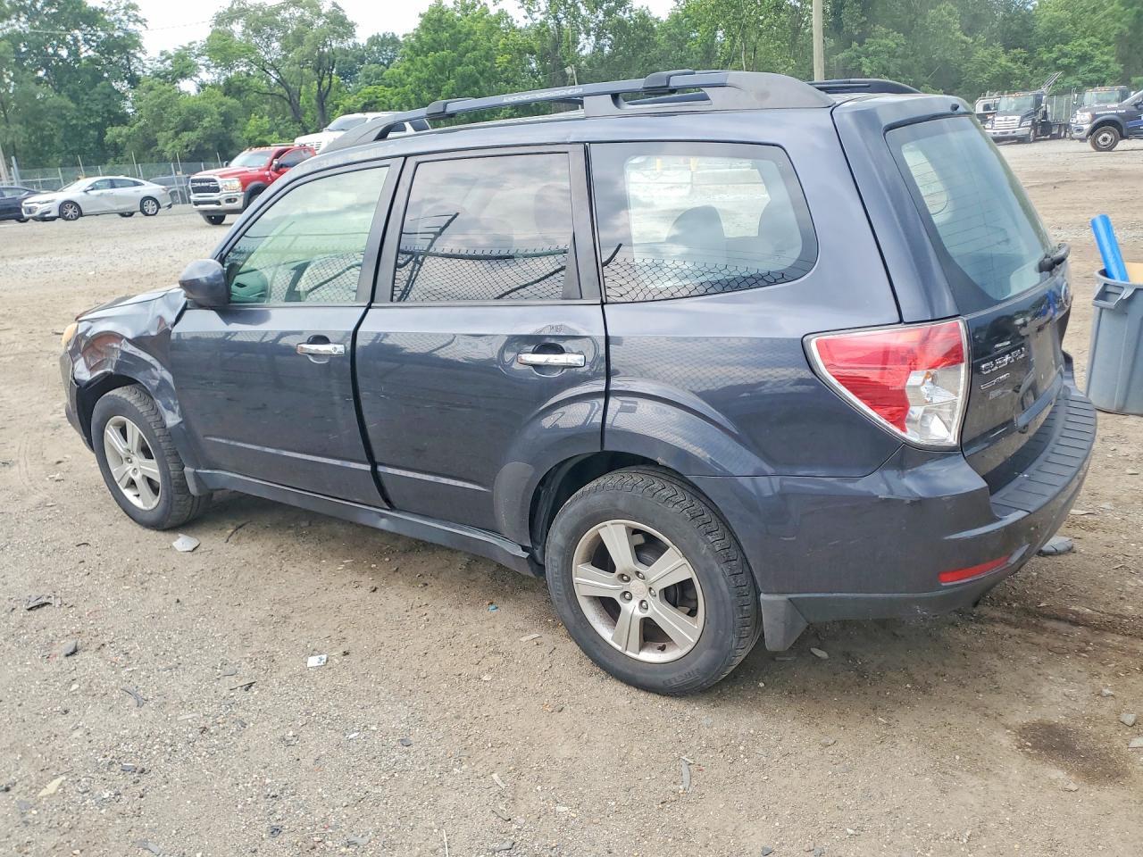 2011 Subaru Forester 2.5X - Фото 2