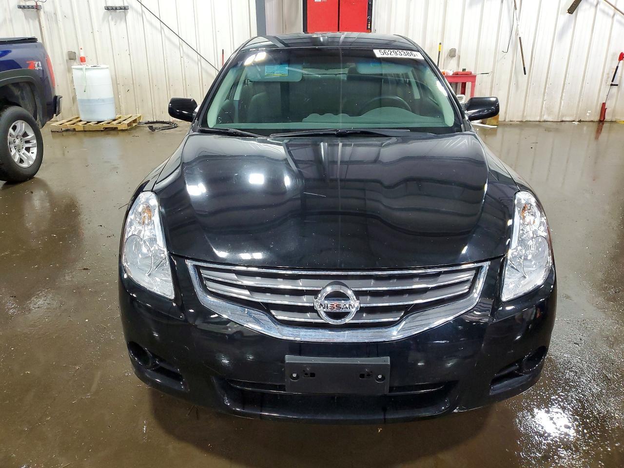 2010 Nissan Altima 2.5 - Фото 5