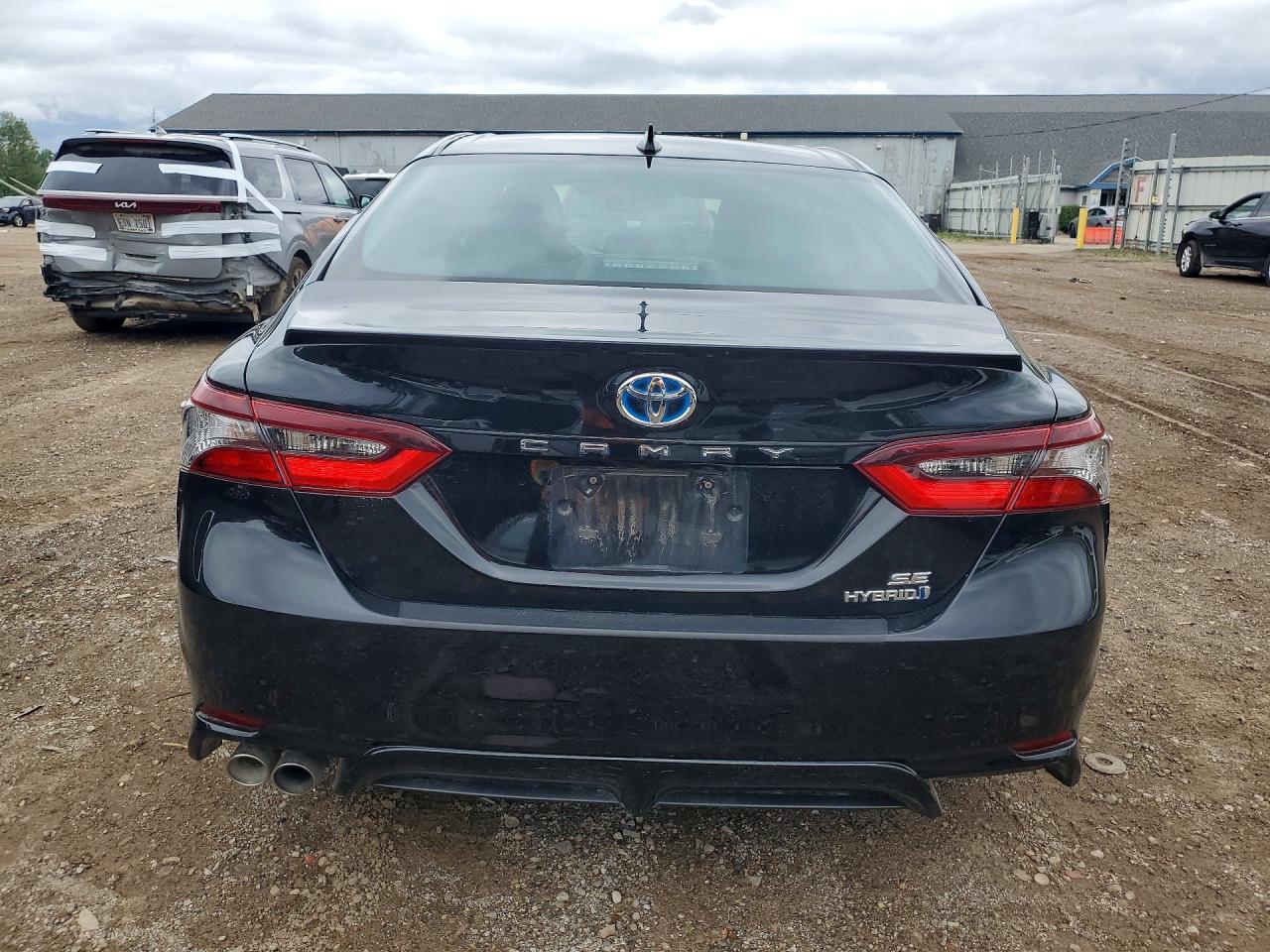 2023 Toyota Camry Hybrid Se - Фото 6