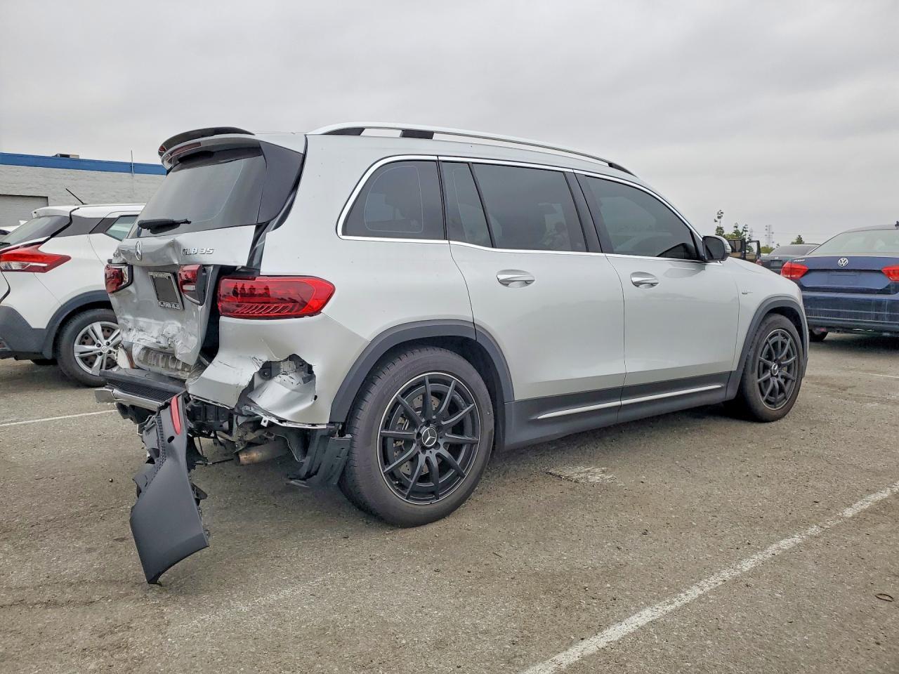 2024 Mercedes-Benz Glb Amg 35 4Matic - Фото 3