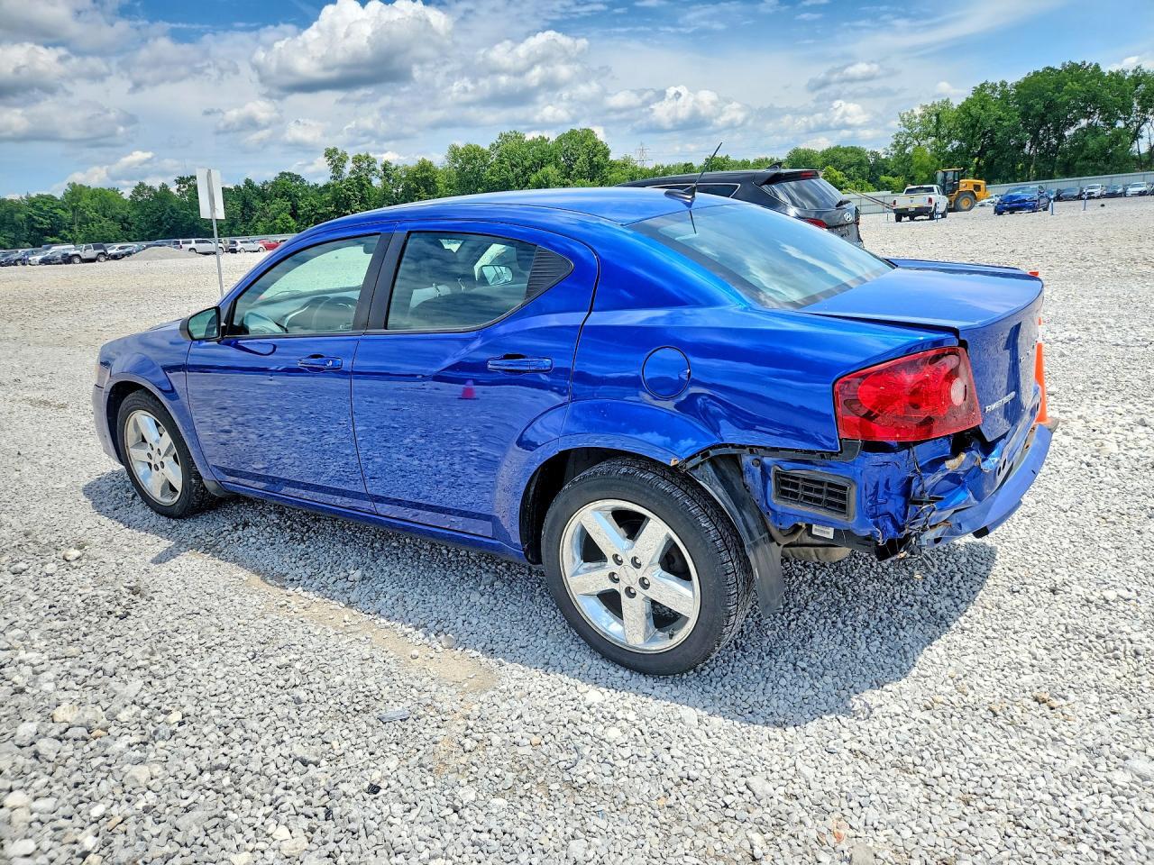 2013 Dodge Avenger Se - Фото 2