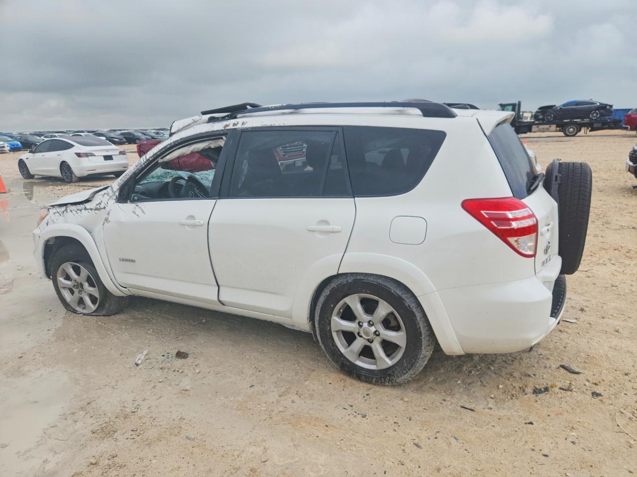 2012 Toyota Rav4 Limited - Фото 2