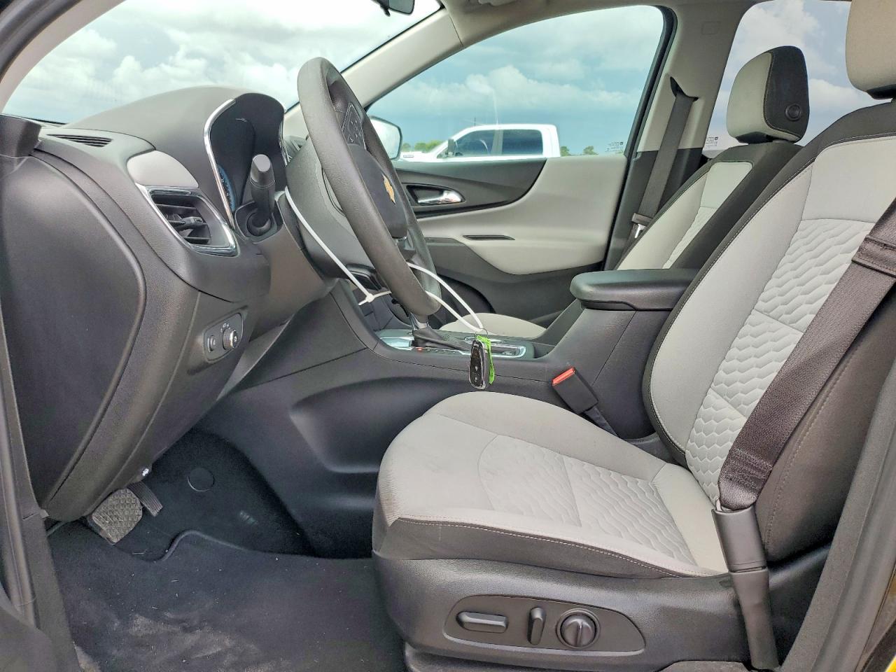 2020 Chevrolet Equinox Ls - Фото 7