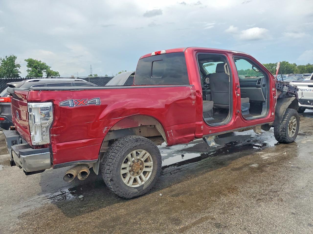 2017 Ford F250 Super Duty - Фото 3