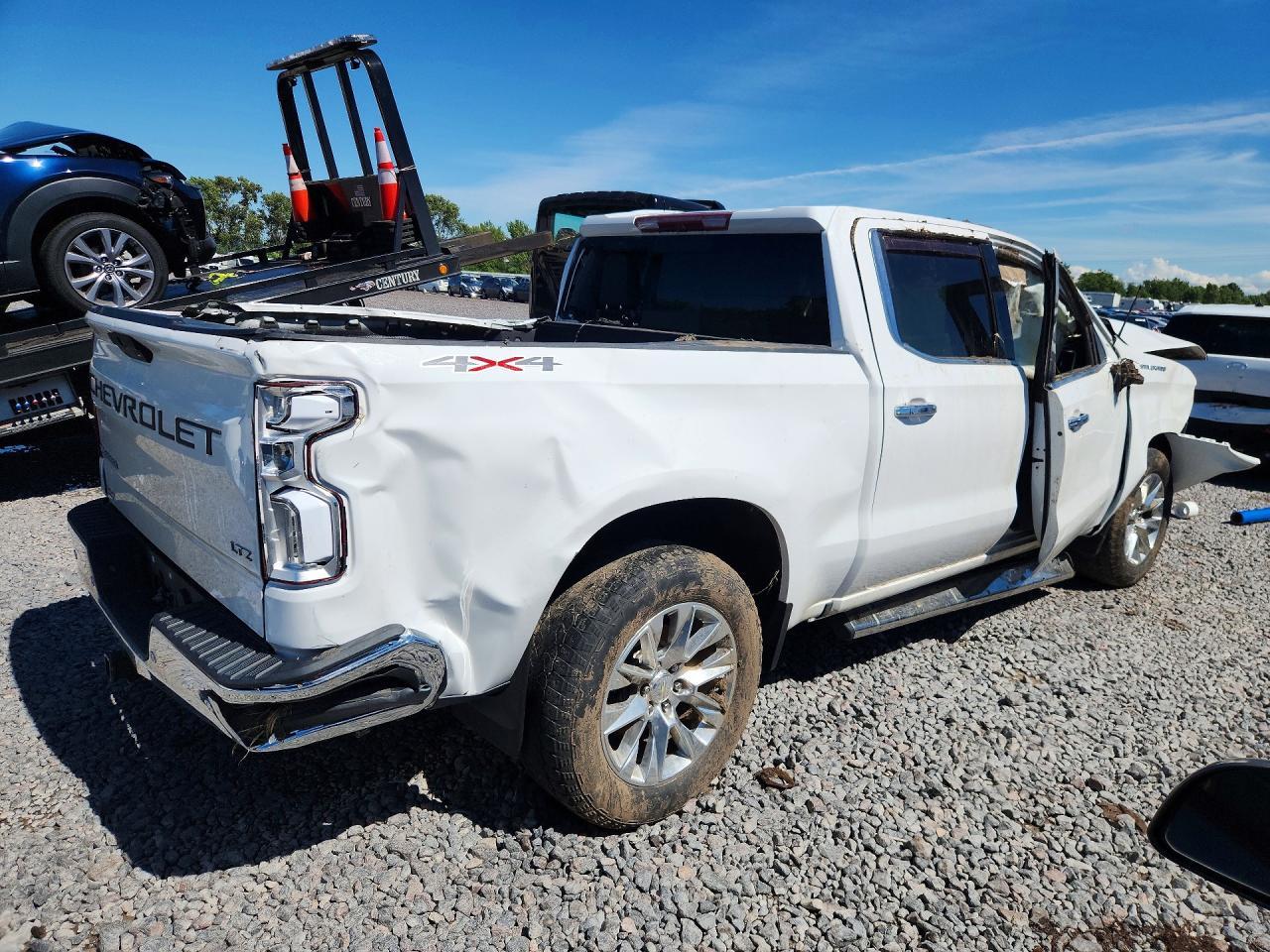 2019 Chevrolet Silverado K1500 Ltz - Image 3