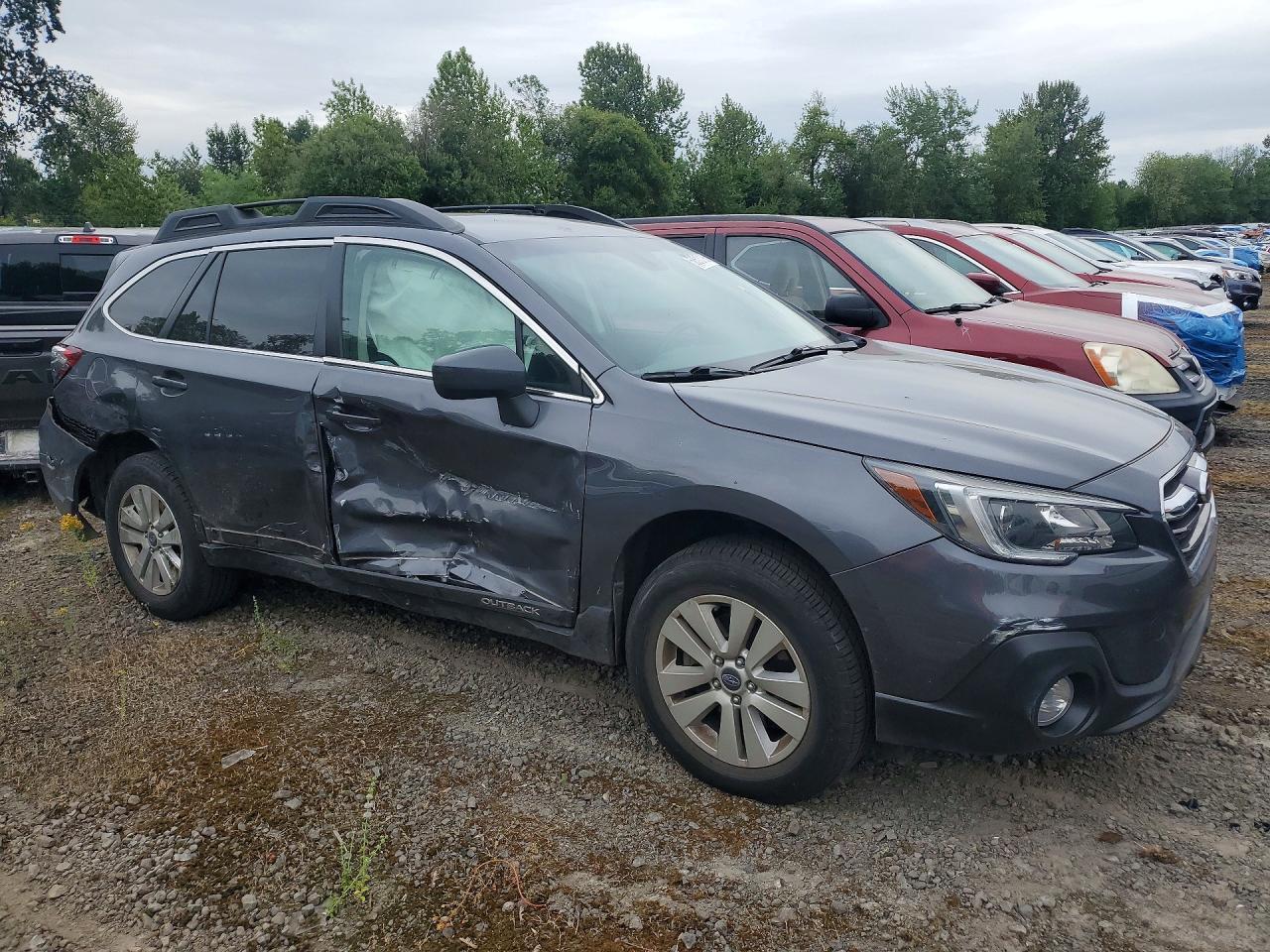 2019 Subaru Outback 2.5I Premium - Image 4