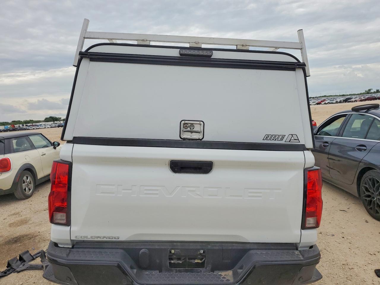 2023 Chevrolet Colorado - Фото 6