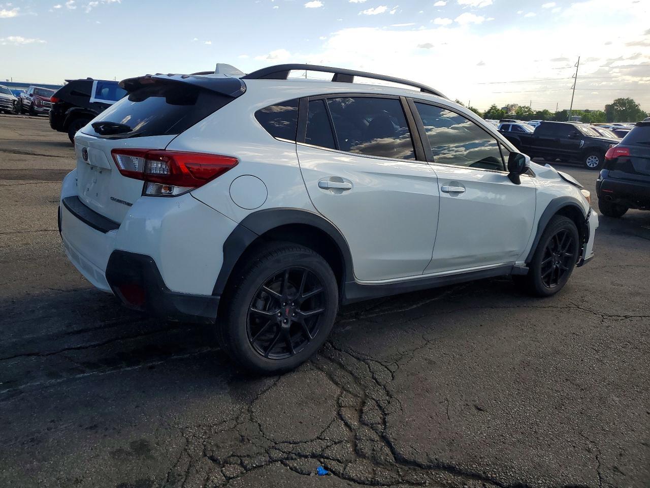 2018 Subaru Crosstrek Limited - Image 3