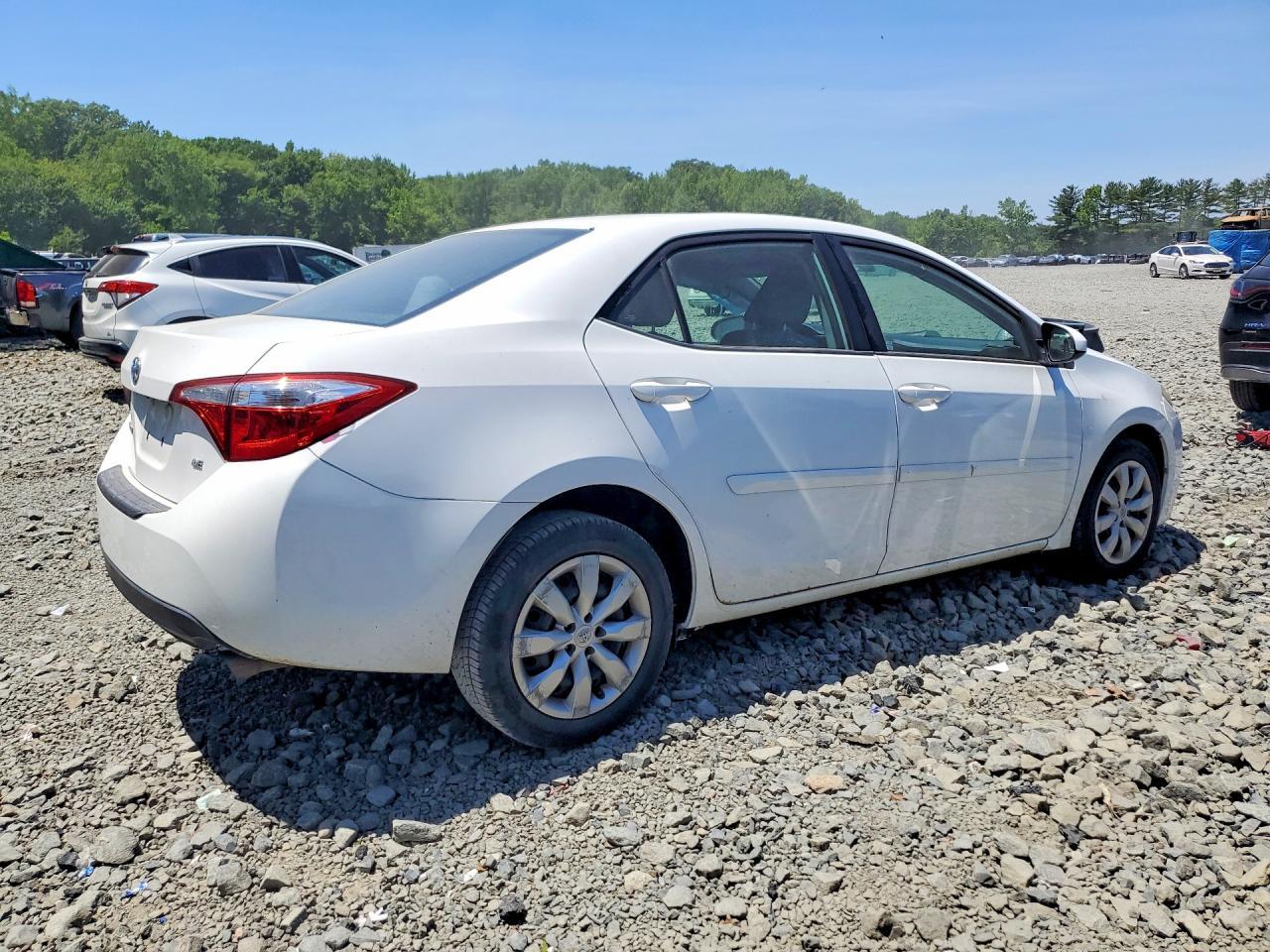 2015 Toyota Corolla Le - Фото 3