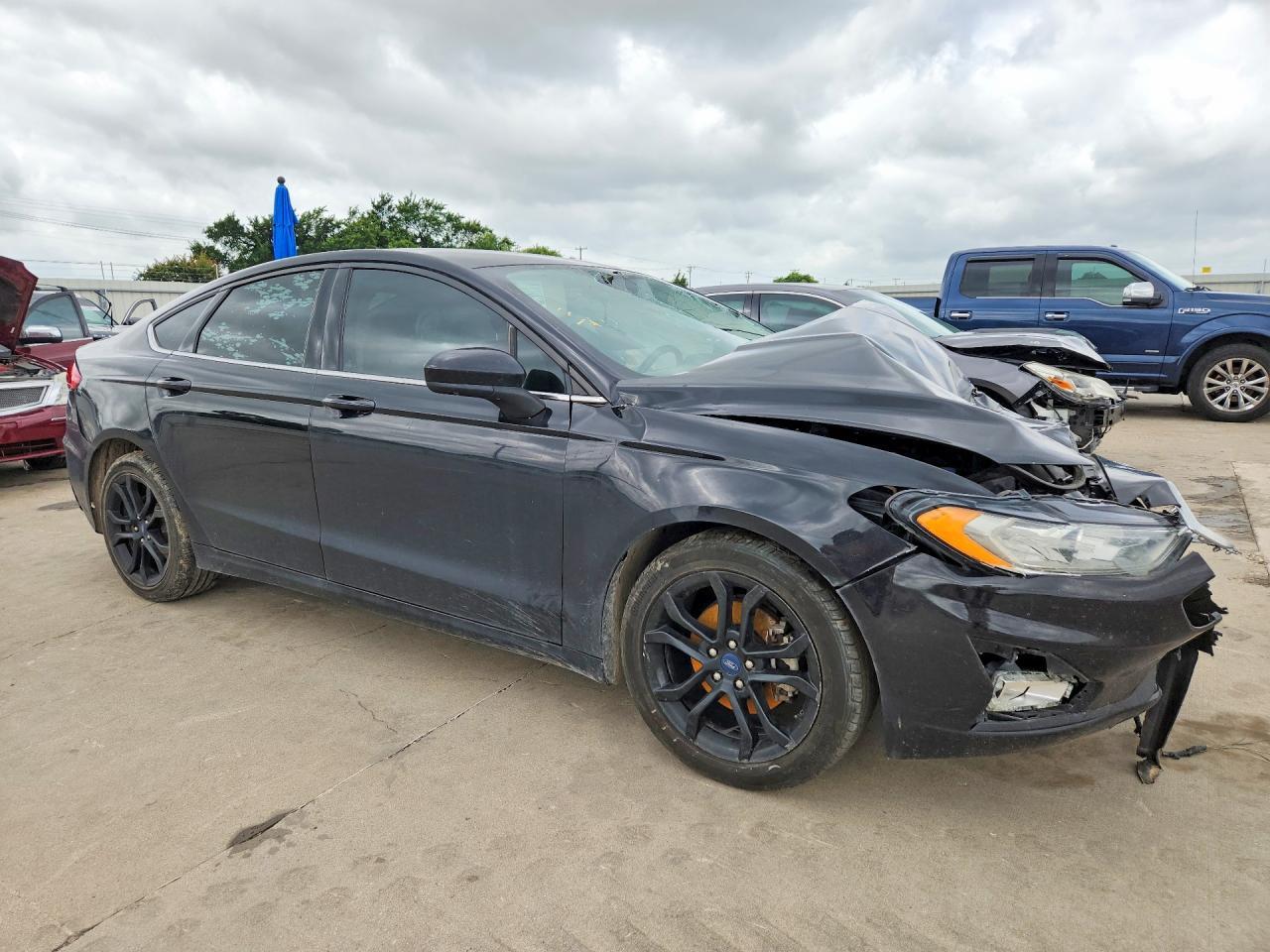 2020 Ford Fusion Se - Фото 4