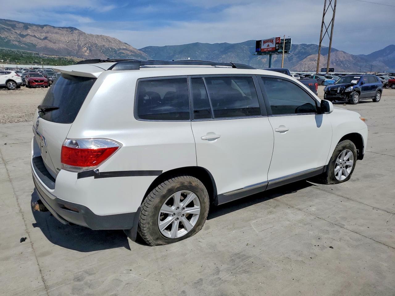 2013 Toyota Highlander Se - Фото 3