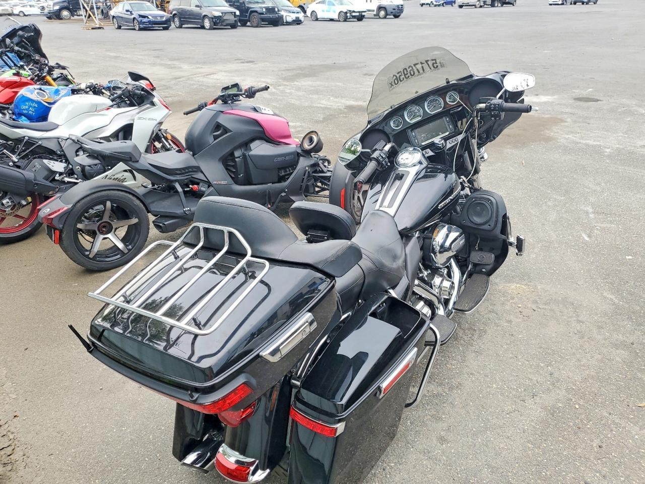2014 Harley-Davidson Flhtk Electra Glide Ultra Limited - Image 6