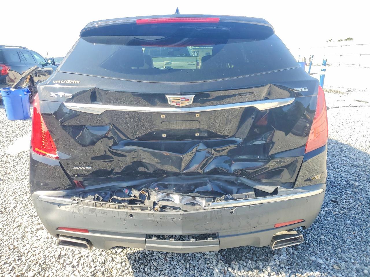 2017 Cadillac Xt5 Premium Luxury - Image 6