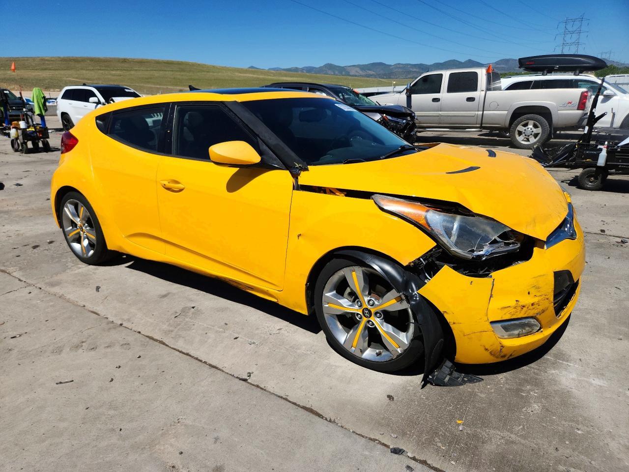 2012 Hyundai Veloster Base - Image 4