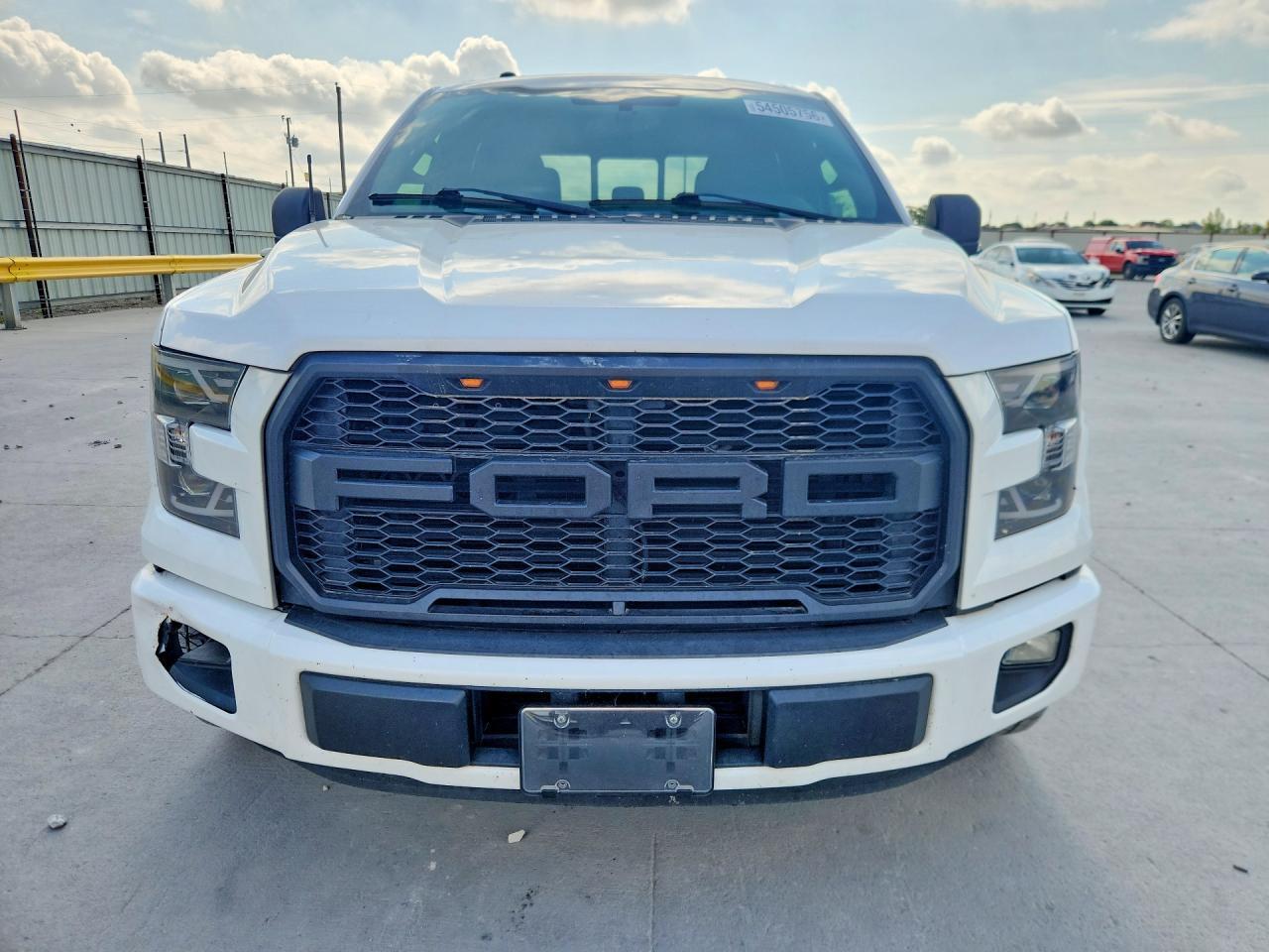 2015 Ford F150 Supercrew - Image 5