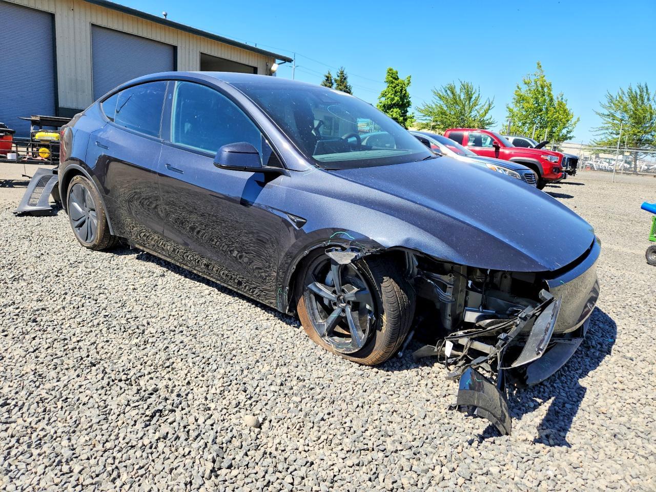 2026 Tesla Model Y - Image 4