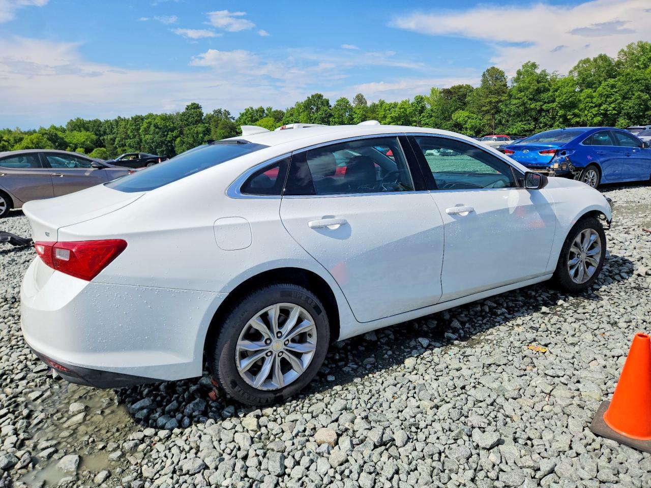 2023 Chevrolet Malibu Lt - Фото 3