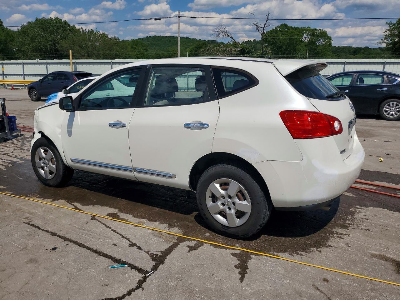 2013 Nissan Rogue S - Image 2
