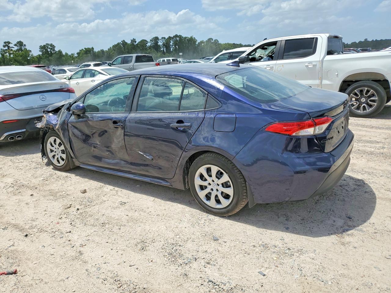 2026 Toyota Corolla Le - Image 2