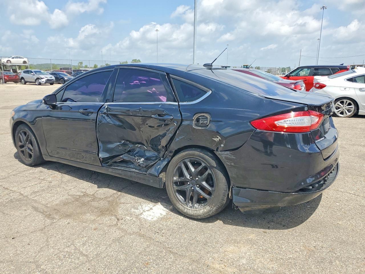 2015 Ford Fusion Se - Image 2