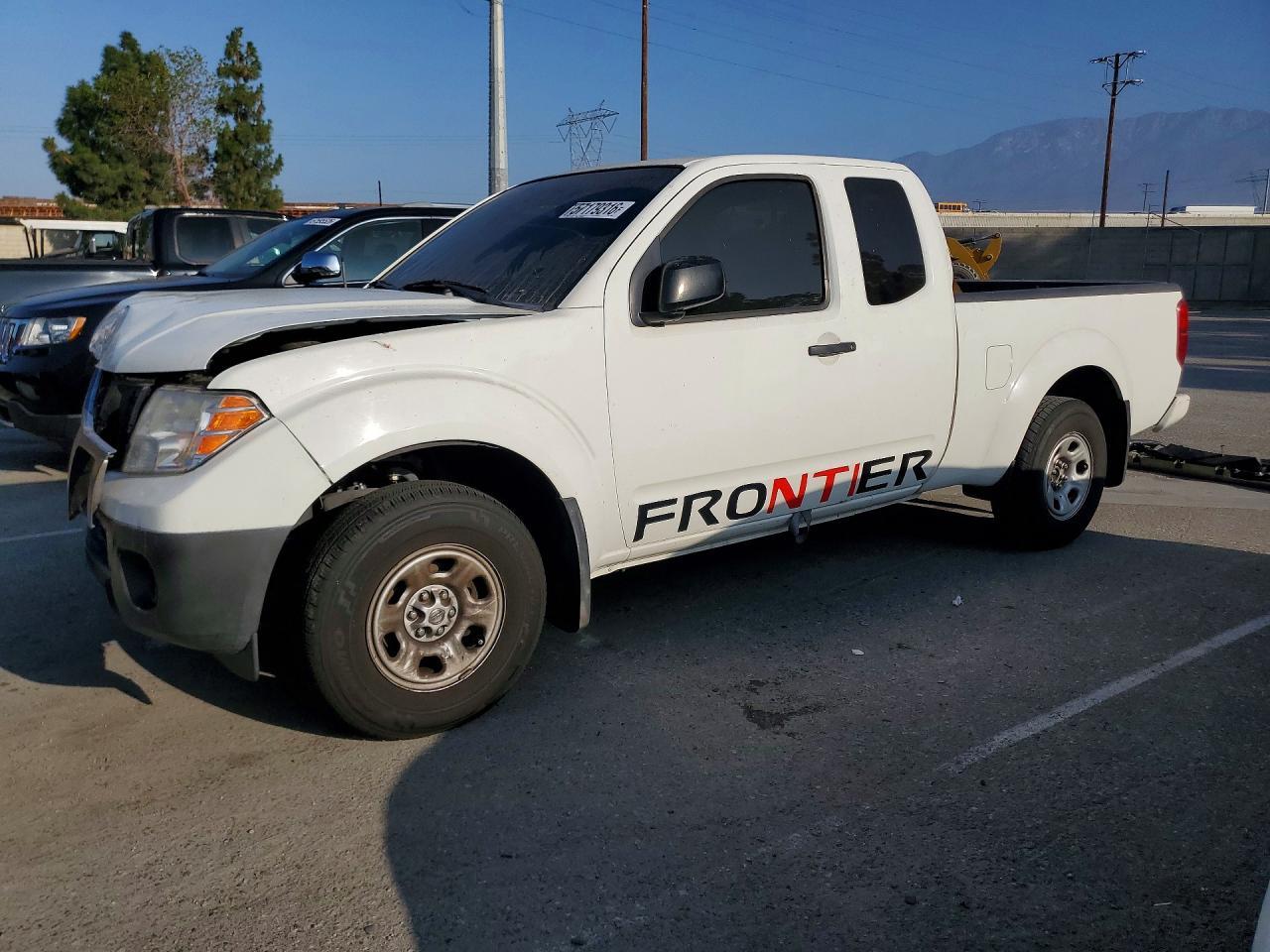 2019 Nissan Frontier S