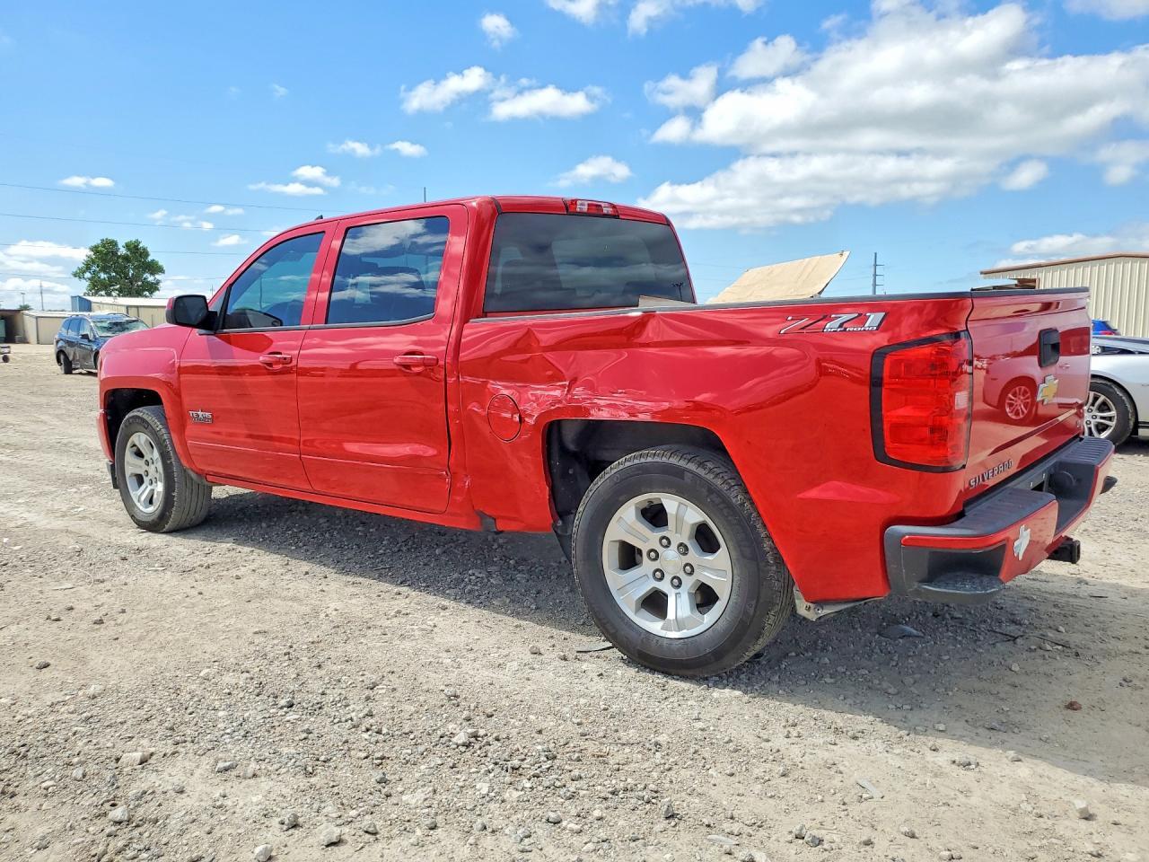 2018 Chevrolet Silverado K1500 Lt - Image 2
