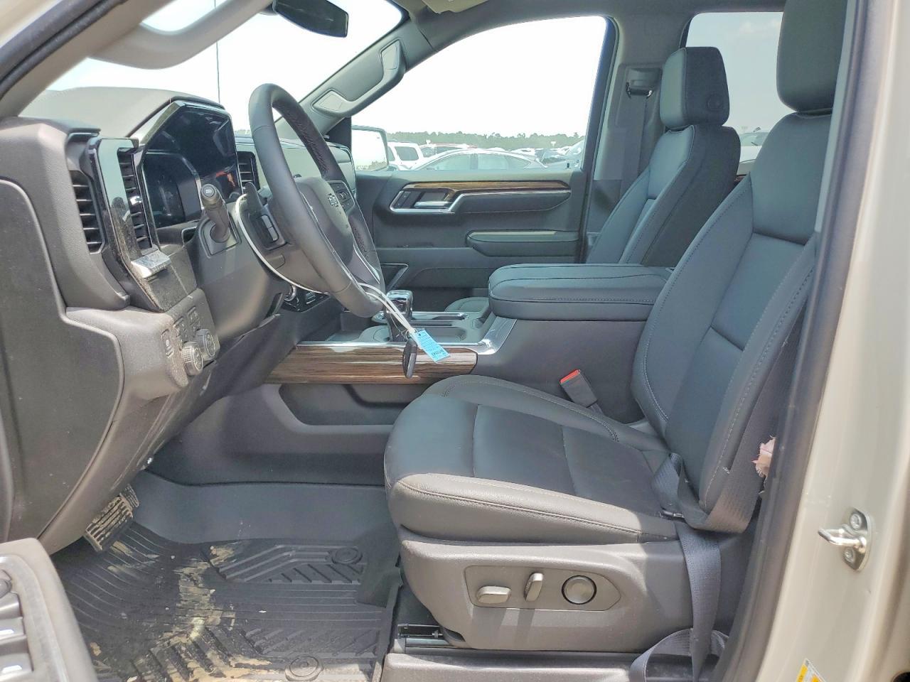 2026 Chevrolet Silverado K1500 Rst - Image 7