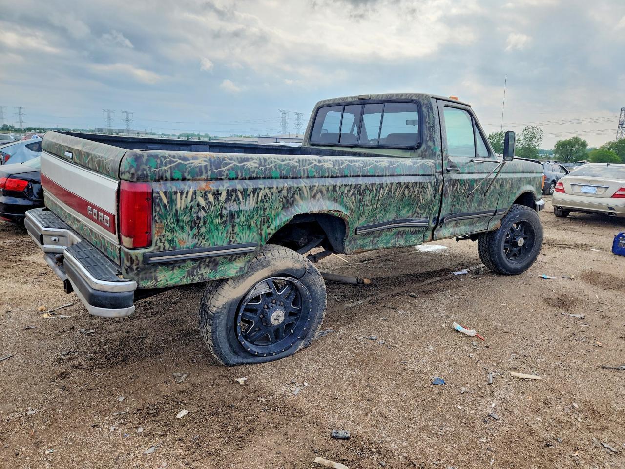 1990 Ford F350 - Фото 3