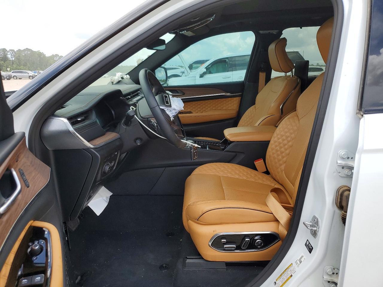 2023 Jeep Grand Cherokee Summit 4Xe - Фото 7
