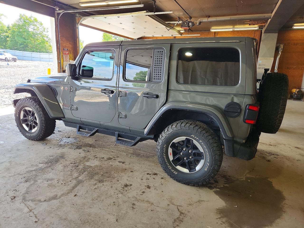 2021 Jeep Wrangler Unlimited Rubicon - Image 2