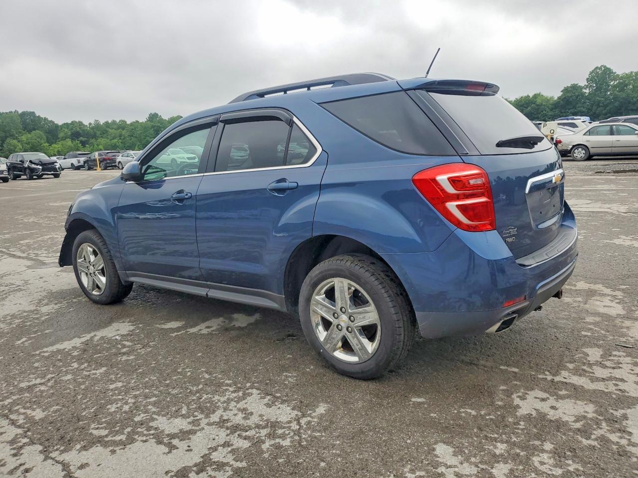 2016 Chevrolet Equinox Lt - Image 2